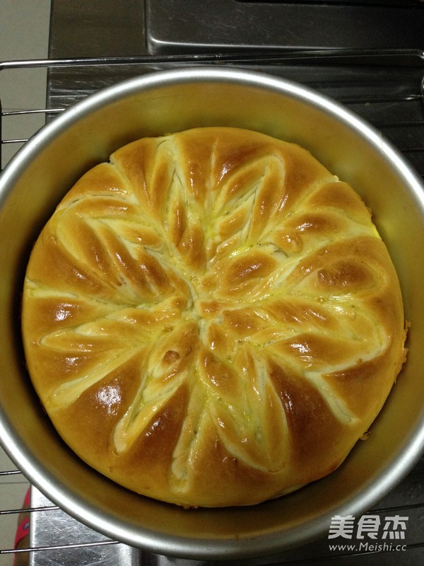Shredded Melaleuca Flower Bread recipe