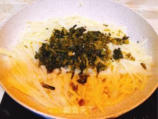 Pickled Vegetables and Potato Shreds recipe