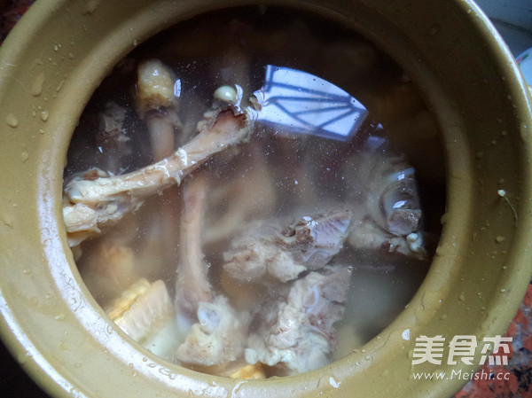 Fen Kui Mung Bean Pork Bone Soup recipe