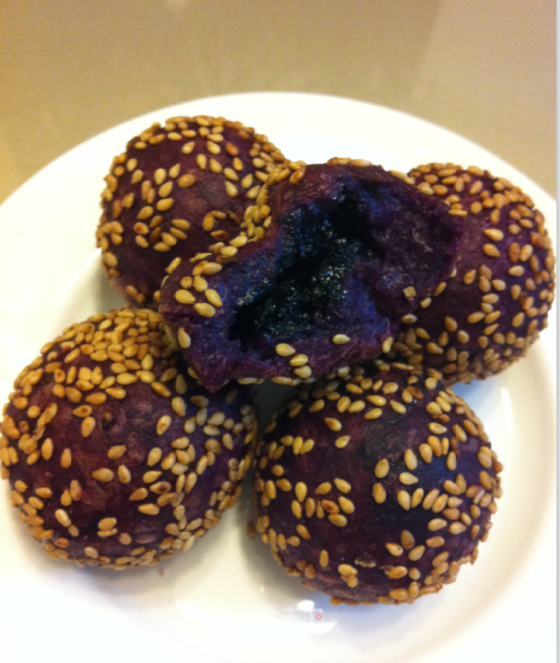 Purple Temptation-purple Sweet Potato Sesame Ball recipe