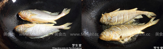 Fried and Steamed Yellow Croaker recipe