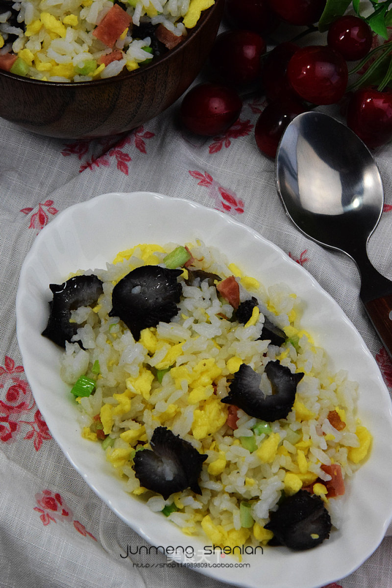 Deluxe Egg Fried Rice—sea Cucumber Egg Fried Rice
