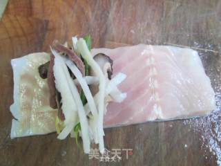 Steamed Sturgeon Roll recipe