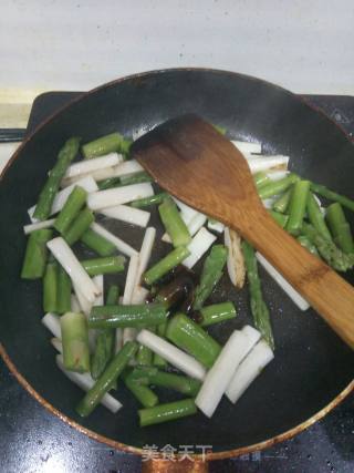 Stir-fried Asparagus and Yam recipe