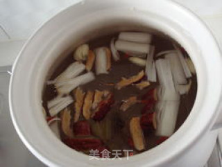 Lotus Root Corn Big Bone Soup recipe