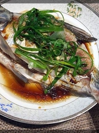 Steamed Wuchang Fish with Minced Meat recipe