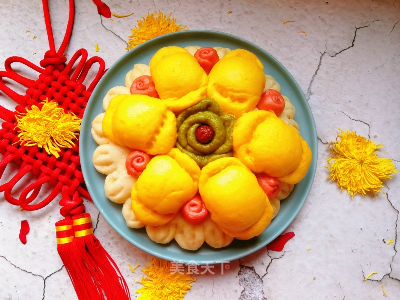 Twenty-eight Steamed Jujube Flowers for Fortune and Treasure