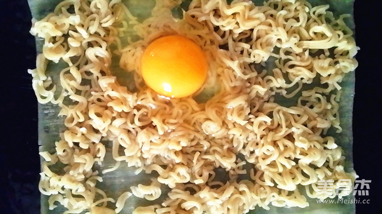 Cold Noodles Fall in Love with Instant Noodles recipe