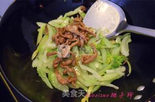 Stir-fried Celery with Shredded Pork recipe