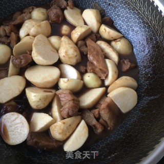 Roast Pork with Taro recipe
