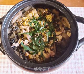 Dian-flavored Sauerkraut and Konjac Vermicelli in Clay Pot recipe