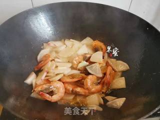 Fried Radish with Shrimps recipe