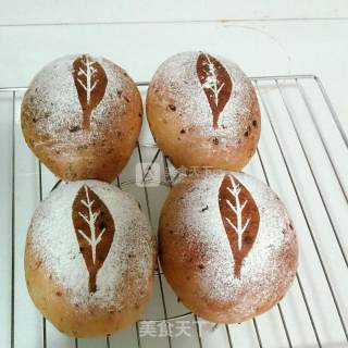 Brown Sugar Longan Soft European Bread recipe