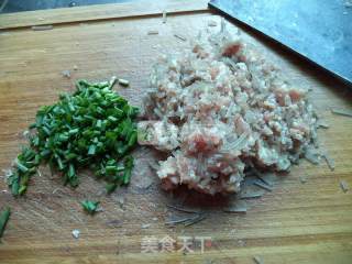 Fried Pork Vermicelli with Stuffed Tofu recipe