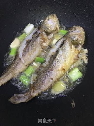 Braised Yellow Croaker recipe