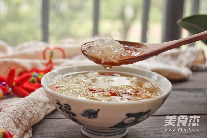 Peach Gum Soup recipe