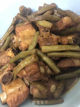 Braised Pork Ribs with Beans recipe