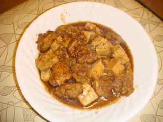 Grilled Tofu with Chicken and Fish Meatballs recipe