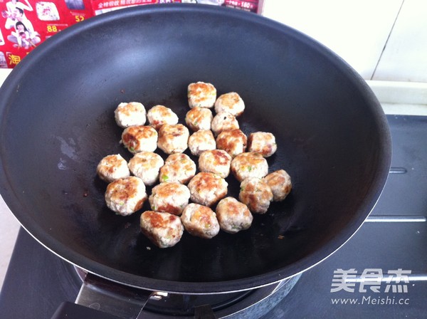 Nan Fried Meatballs recipe