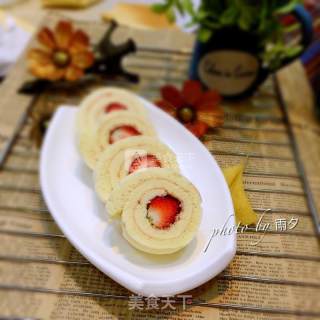 Strawberry Cake Roll recipe