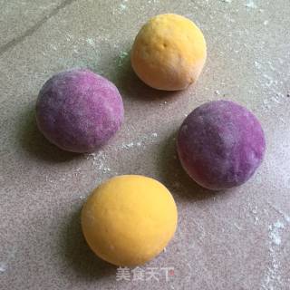 Pumpkin and Purple Sweet Potato Mantou recipe