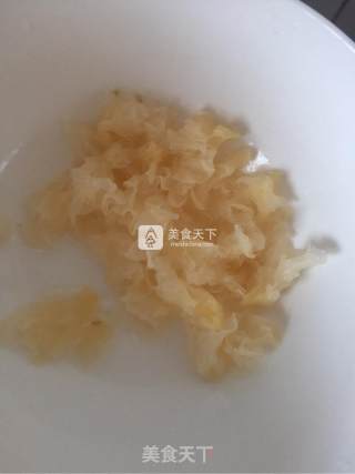 Red Date and Tremella Soup recipe