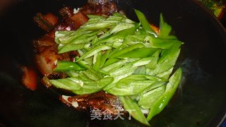 Stir-fried Green Pepper with Bacon recipe