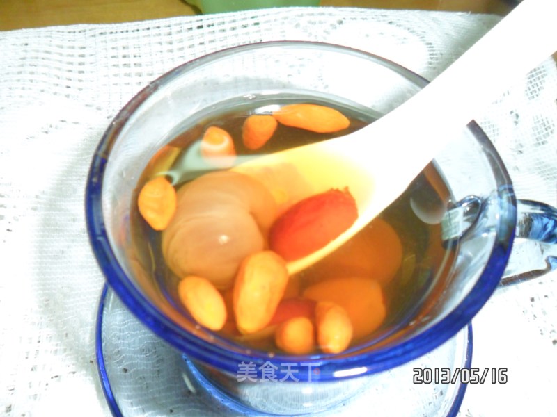 Beauty Soup, Longan, Wolfberry and Red Date Soup recipe