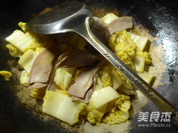 Stir-fried Baby Dishes with Curry Pork Tongue recipe