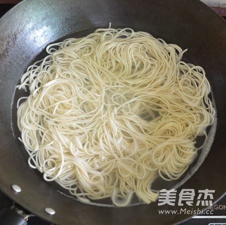 Three Ding Sauce Noodles recipe