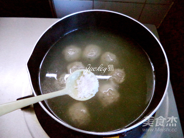 Meatball Kuey Teow recipe
