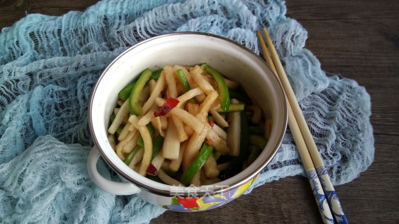 Refreshing Radish Sticks recipe