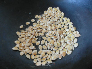 Stir-fried Pumpkin Seeds recipe