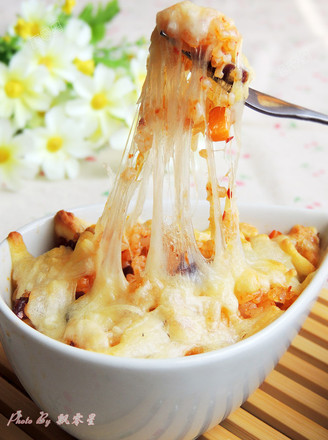 Spicy Cabbage and Cheese Baked Rice