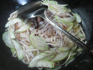 Shiitake Mushroom Night Blossom Noodle Soup recipe