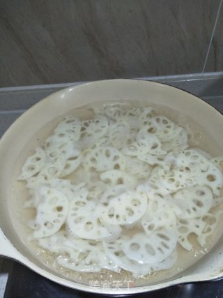 Stir-fried Lotus Root with Colored Pepper recipe