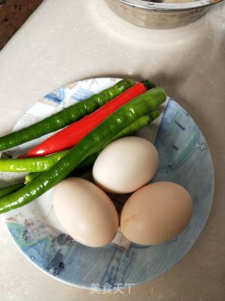 Scrambled Eggs with Green Peppers recipe