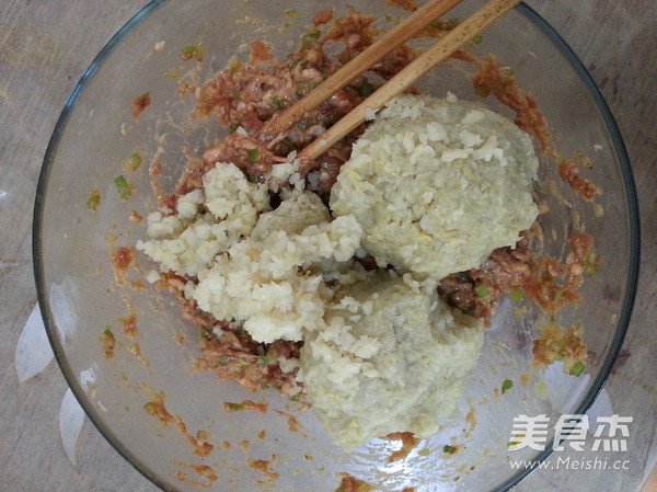 Sauerkraut Pork Dumplings recipe