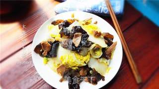 Stir-fried Chinese Cabbage with Fungus recipe