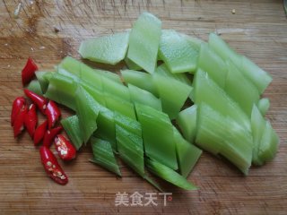 Stir-fried Lettuce with Morels recipe