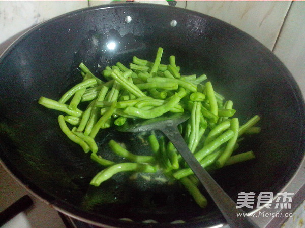 String Beans with Minced Meat recipe