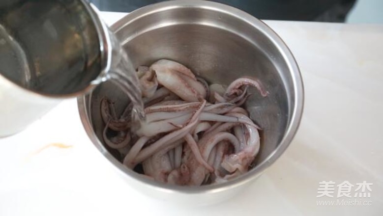 Grilled Squid with Sauce recipe