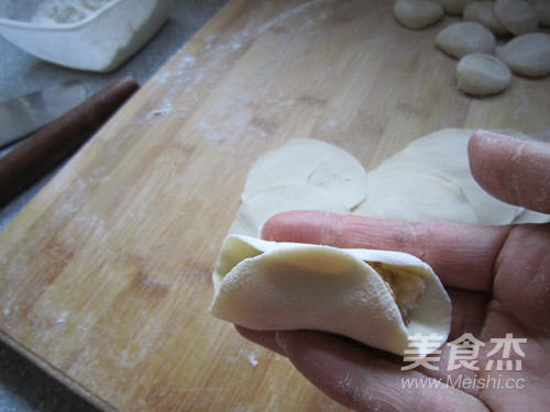 Sauerkraut Pork Dumplings recipe