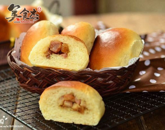 Barbecued Pork Meal Buns recipe