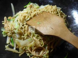 Stir-fried Corrugated Noodles recipe