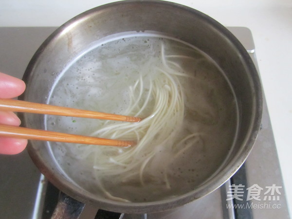 Mushroom Spare Ribs Noodle recipe