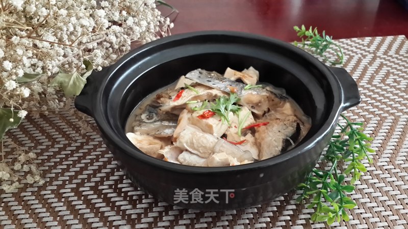 Iron Pan Stewed Fish Head Tofu recipe