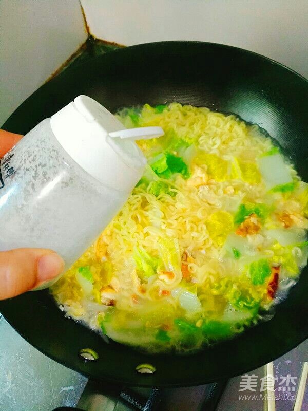 Cabbage Instant Noodles recipe