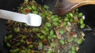 Stir-fried Edamame with Radish Vegetables recipe