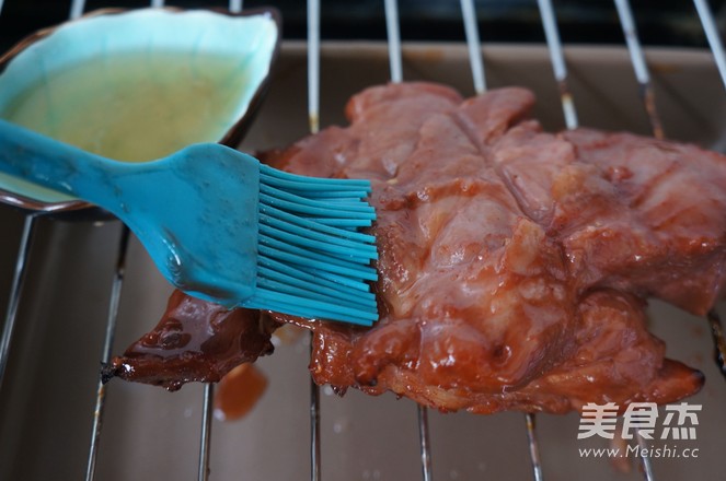 Barbecued Pork with Honey Sauce recipe